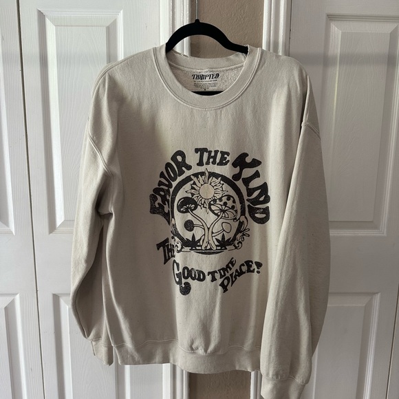 Urban Outfitters Cream Graphic Sweatshirt - Picture 1 of 1
